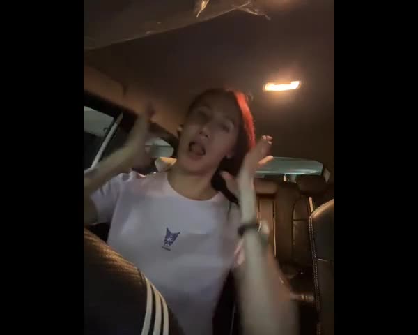 feedvid-MeyMeyWaria-2351346  MeyMey Waria feed video