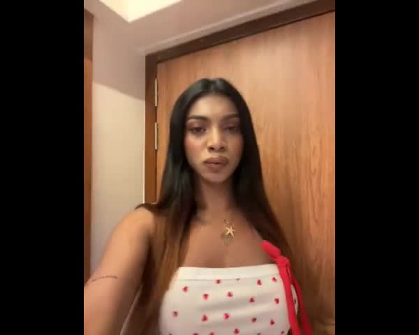 feedvid-TheRihana-1900499  The Rihana feed video