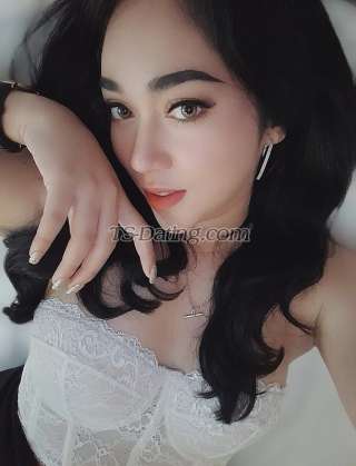 trans girl APPLE 4730583