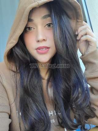 trans girl APPLE 5768465