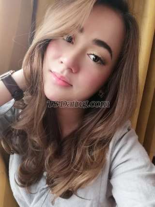 trans girl APPLE 6652261