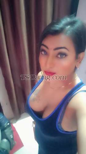 trans girl Aaliya 8086207