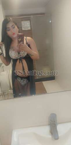 trans girl Aaliya 9241810