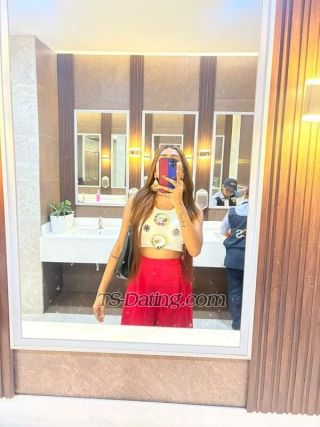 trans girl Aaliyakhan07 1103346