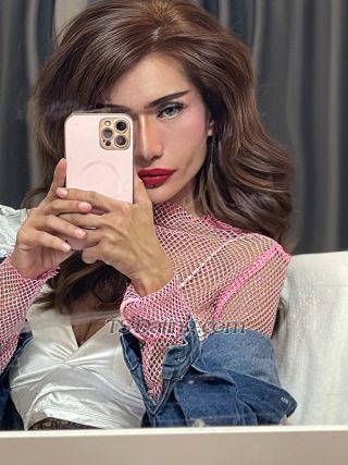 trans girl Aaya22 7342472 trans girl Aaya22 7342472