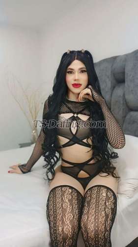 trans girl Adellguti 8042485