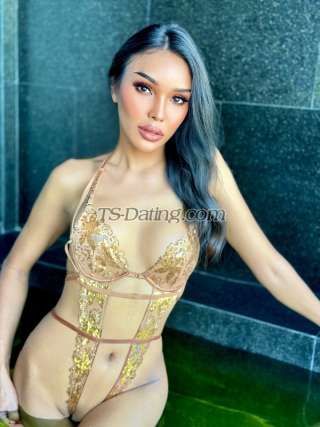 trans girl Aemmiga477 3596855