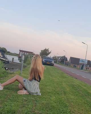 trans girl Agustina 0365053