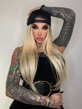 trans girl AidaThorry 7945261