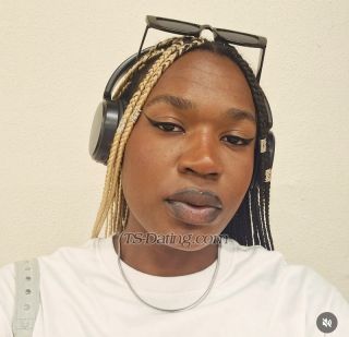trans girl Ailicia 0935332
