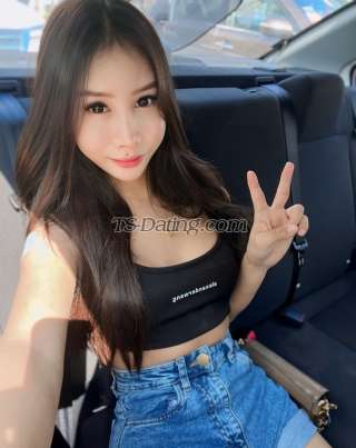 trans girl Ainahrashid 1707688