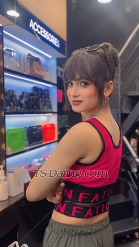 trans girl Aishbaloch 5168346