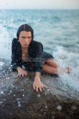 Akuma666 Geneve Transex (anglais ci-dessous) Je m'appelle Michelle, escorte trans de luxe. Je suis une femme féminine, élégante et sophistiquée. J'aime les hommes chevaleresques, sérieux et instruits. J'ai beaucoup de présence et parfois je peux aussi en imposer au début, mais ne vous y trompez pas, je suis pleine de douceur. Disponible pour vous accompagner lors de vos voyages, dîners et nuits au cours desquelles nous réaliserons tous vos fantasmes. Je parle espagnol, anglais et catalan. Contactez-moi par WhatsApp au moins 24 heures avant le rendez-vous que vous souhaitez prendre. / Je m'appelle Michelle, une escorte trans de luxe. Je suis une femme féminine, élégante et sophistiquée. J'aime les hommes gentleman, sérieux et bien éduqués. J'ai une bonne présence, même si j'ai l'air imposante, mais ne vous y trompez pas, je suis pleine de douceur. Je suis disponible pour vous accompagner lors de voyages, dîners et soirées fantastiques. Je parle anglais, espagnol et catalan. Contactez-moi par WhatsApp, au moins 24 heures avant la date que vous prévoyez de confirmer avec moi.