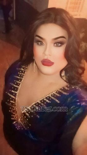 trans girl AlanaHumbol 7634681