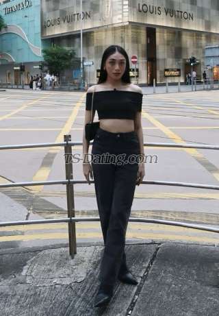 trans girl Albaxoxo 7795232