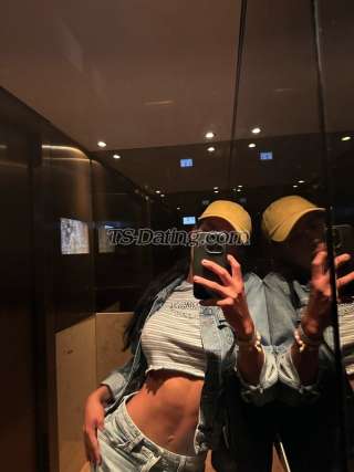 trans girl Aleja 1119202 trans girl Aleja 1119202