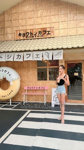 trans girl Alice1404 0053649