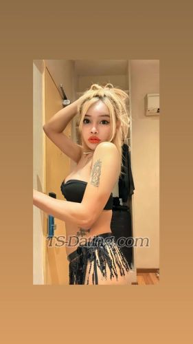 trans girl Alicemooksi 1648072