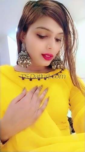 trans girl AlinaId 0014897