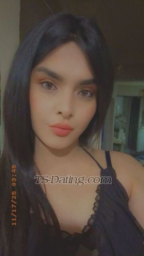 trans girl AlinaSiSli 2390470 trans girl AlinaSiSli 2390470