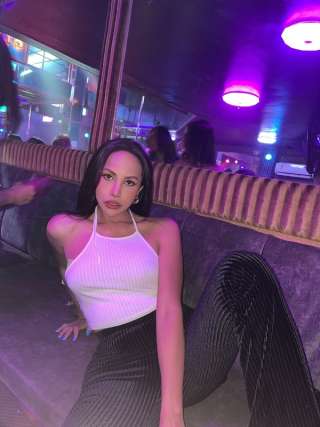 trans girl AlisaFoxy 6119631