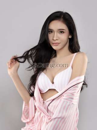 trans girl Alisaa 1073443