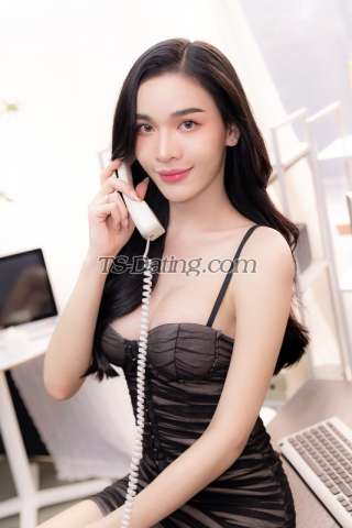 trans girl Alisaa 5684247