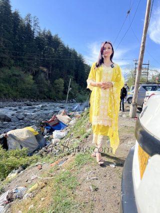 trans girl Alishaathakur 2671434