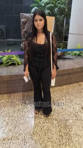 trans girl Alishakhan 0990575
