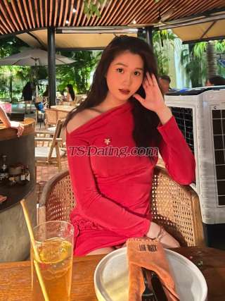 trans girl Alittlelady99 5810010