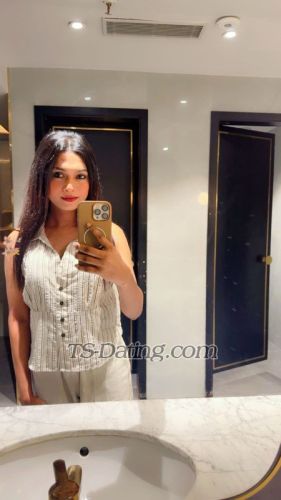 trans girl AluringAhira 6267942 trans girl AluringAhira 6267942