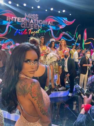 trans girl AmadoraFoxx 6260552