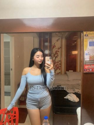 trans girl AmaraChua 8796170