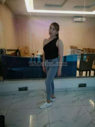 trans girl Amberjavier12 6788850