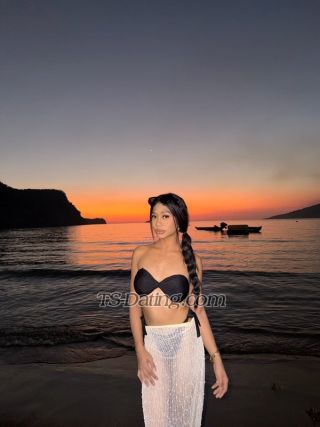 trans girl Amirasohott 5771008