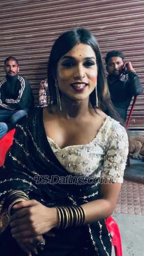 trans girl Amritats 0644558