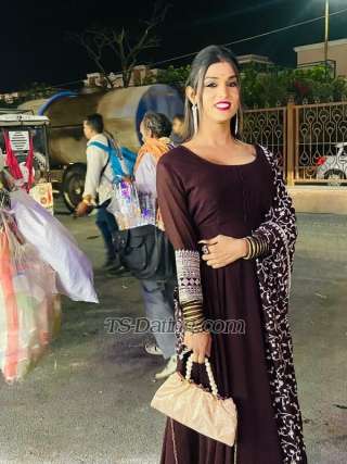 trans girl Amritats 0644714