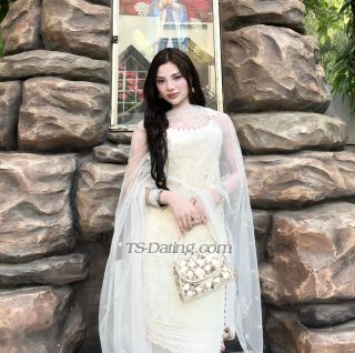 trans girl Amyscarlet 8816232