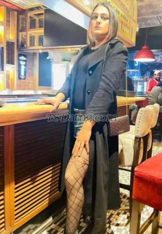 trans girl Anaayabhatia 3659579