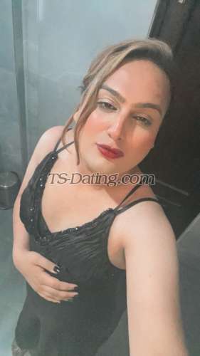 trans girl Anaayabhatia 7124461