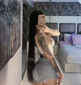 trans girl AnaisTScolomb 9080523