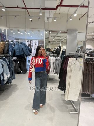 trans girl Anaya21 7680682 trans girl Anaya21 7680682