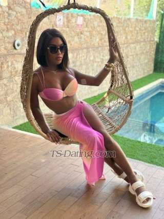 trans girl AnaysArenas 9508985