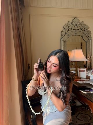 trans girl Andiwang 0818707
