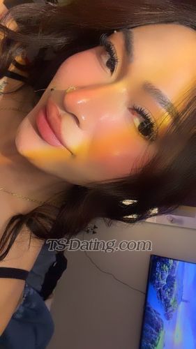 trans girl Andiwang 4530216