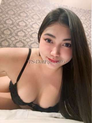 trans girl AndreaForYou 1117959
