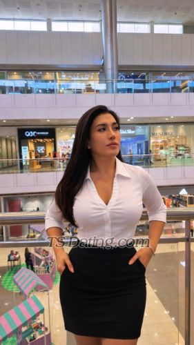 trans girl AndreaLicious 4842267