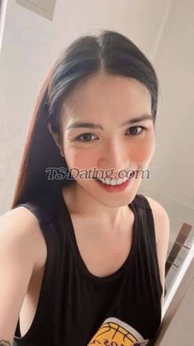 trans girl AndreaLicious 8157890