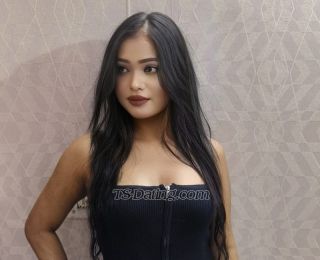trans girl AngelRhuhi 0822001