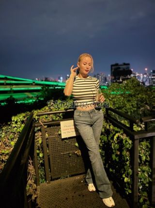 trans girl AngelTopDom 4026702